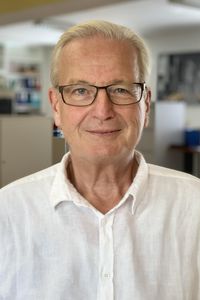 Dr. Andreas Lovrek